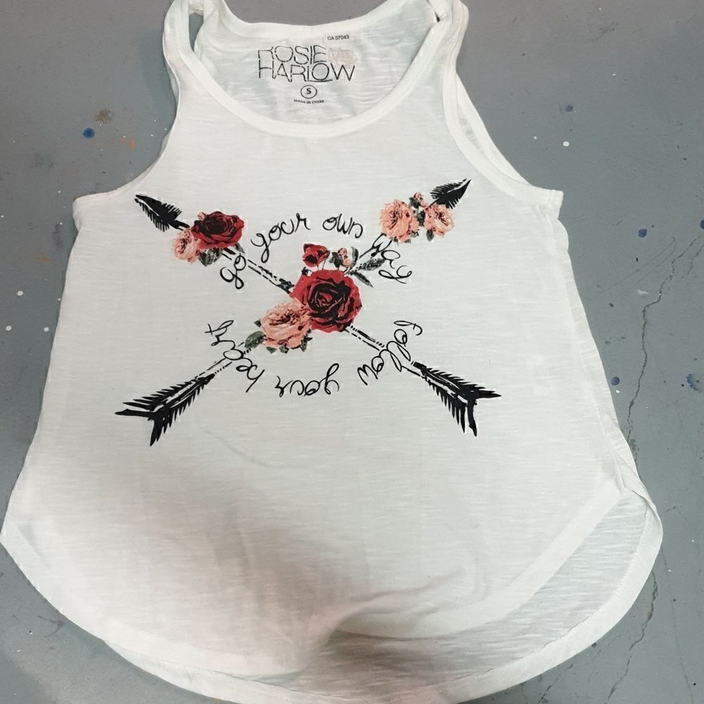 Size Small Rosie Harlow White Scoop Neck Tank Top